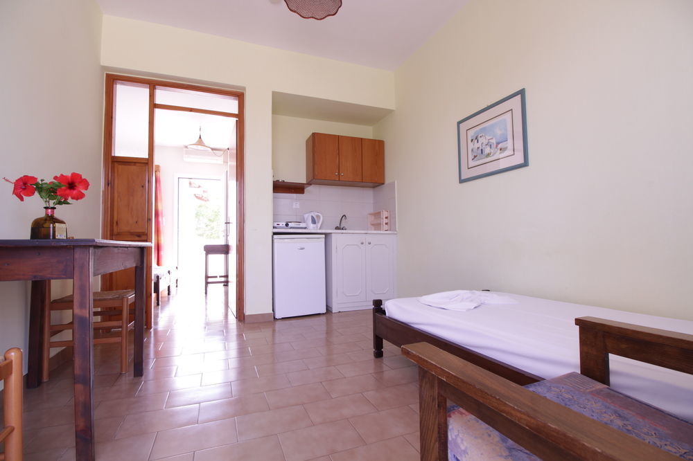 Ampavris Family Apartments Кос Экстерьер фото
